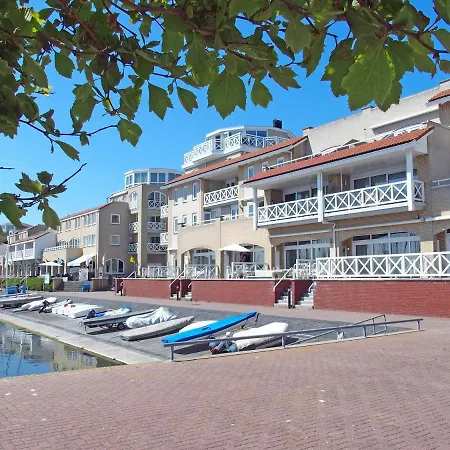 De Kabbelaar 아파트